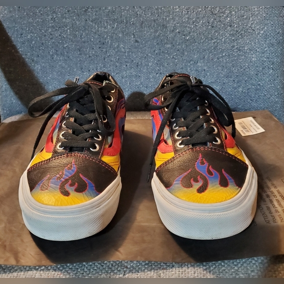 Vans Old Skool Flame Race (Sample Pair) Size Mens 9 - Picture 4 of 10